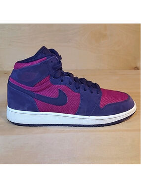 Air Jordan 1 Retro High GG True Berry Purple Sneakers